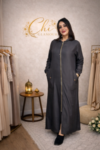 أسود