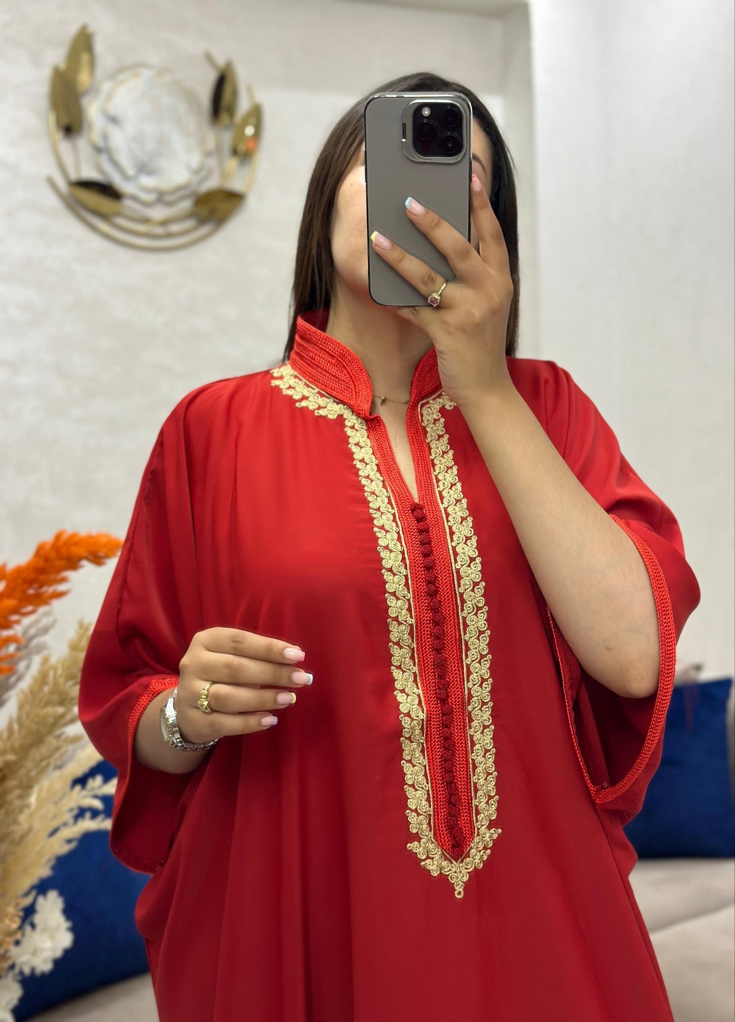 فراشة راقية